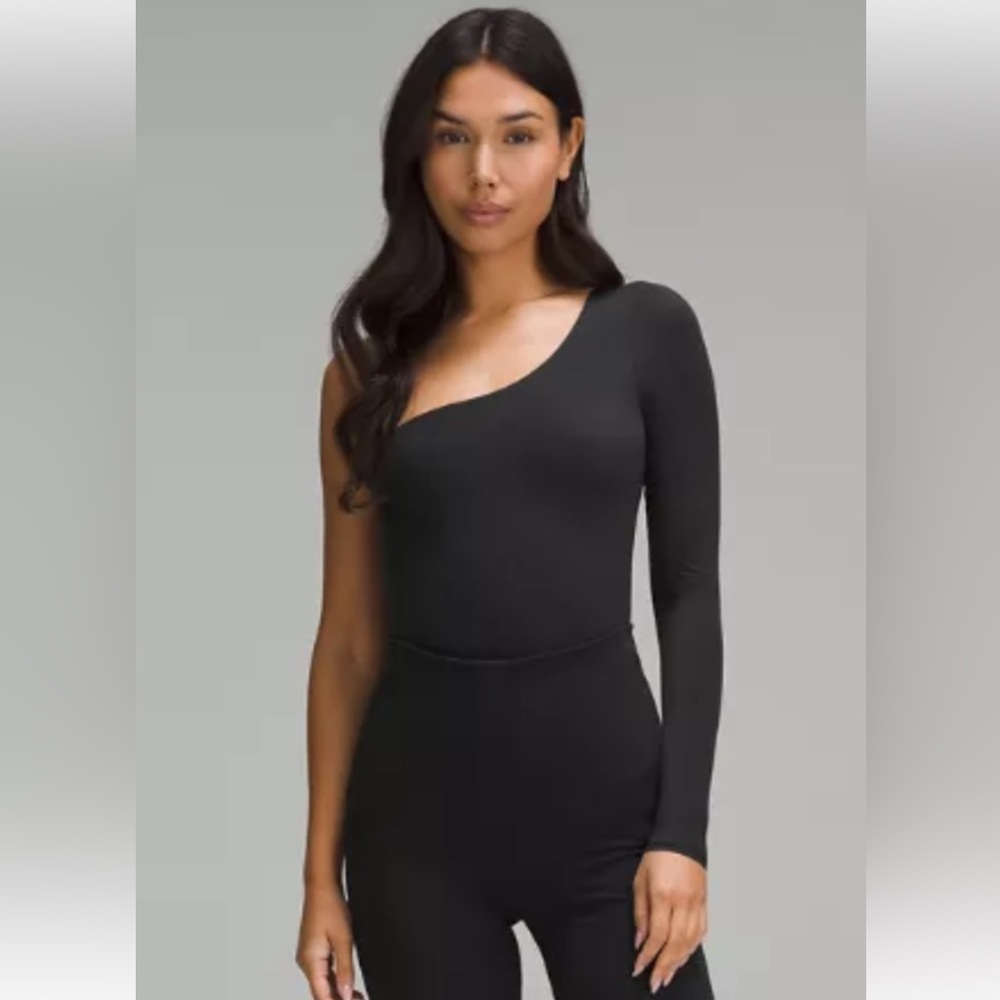 Nulu Long-Sleeve One-Shoulder Bodysuit